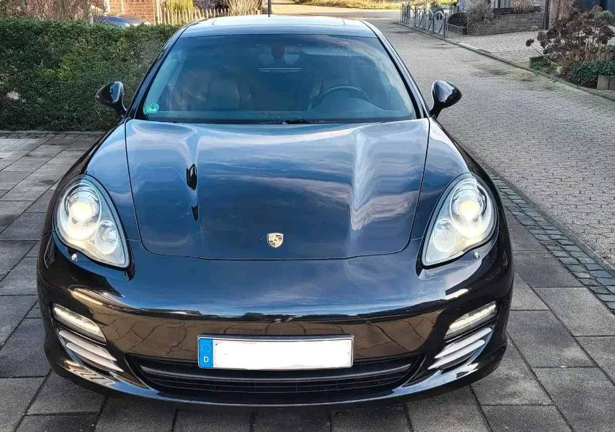 Gebraucht Porsche Panamera 4 299 PS (219 kW) 2012 Schwarz Limousine