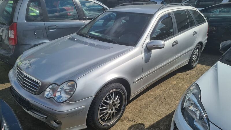 Silber Gebraucht 2005 Mercedes C200 Kombi | 3.950 € (Fairer Preis) - Bild 1/4