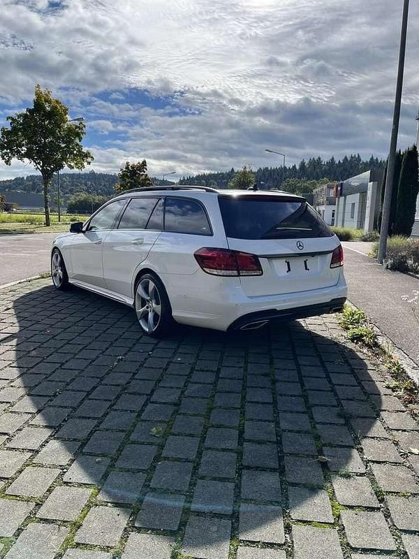 Gebraucht Mercedes E350 AMG 258 PS (189 kW) 2016 Kombi