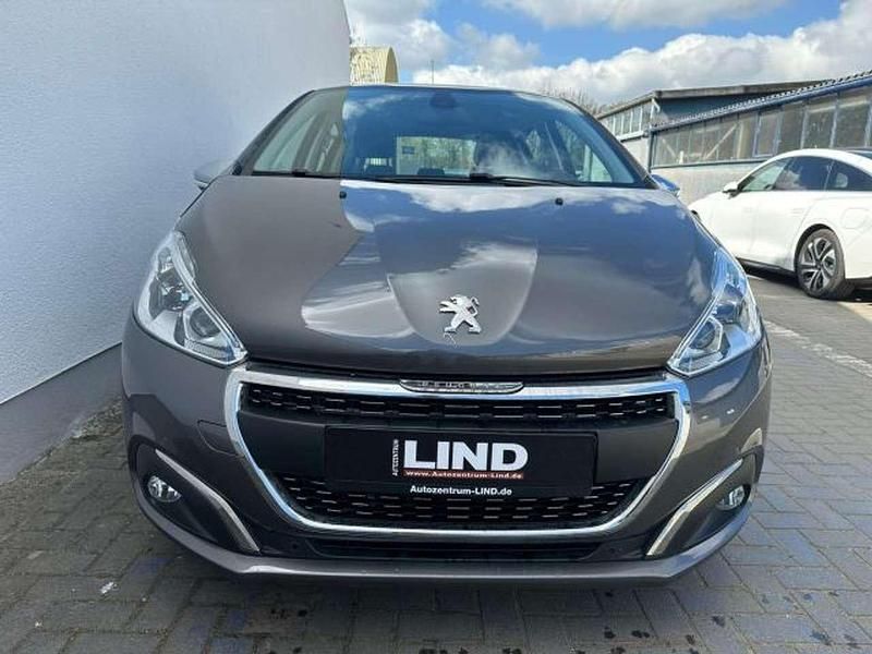 Gebraucht Peugeot 208 Allure 110 PS (80 kW) 2017 Grau Kleinwagen