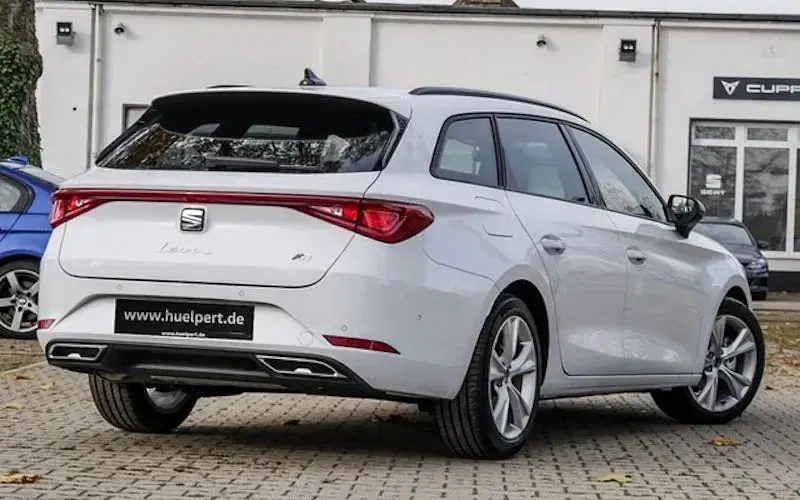Gebraucht Seat Leon ST FR 150 PS (110 kW) 2021 Nevada weiss Kombi