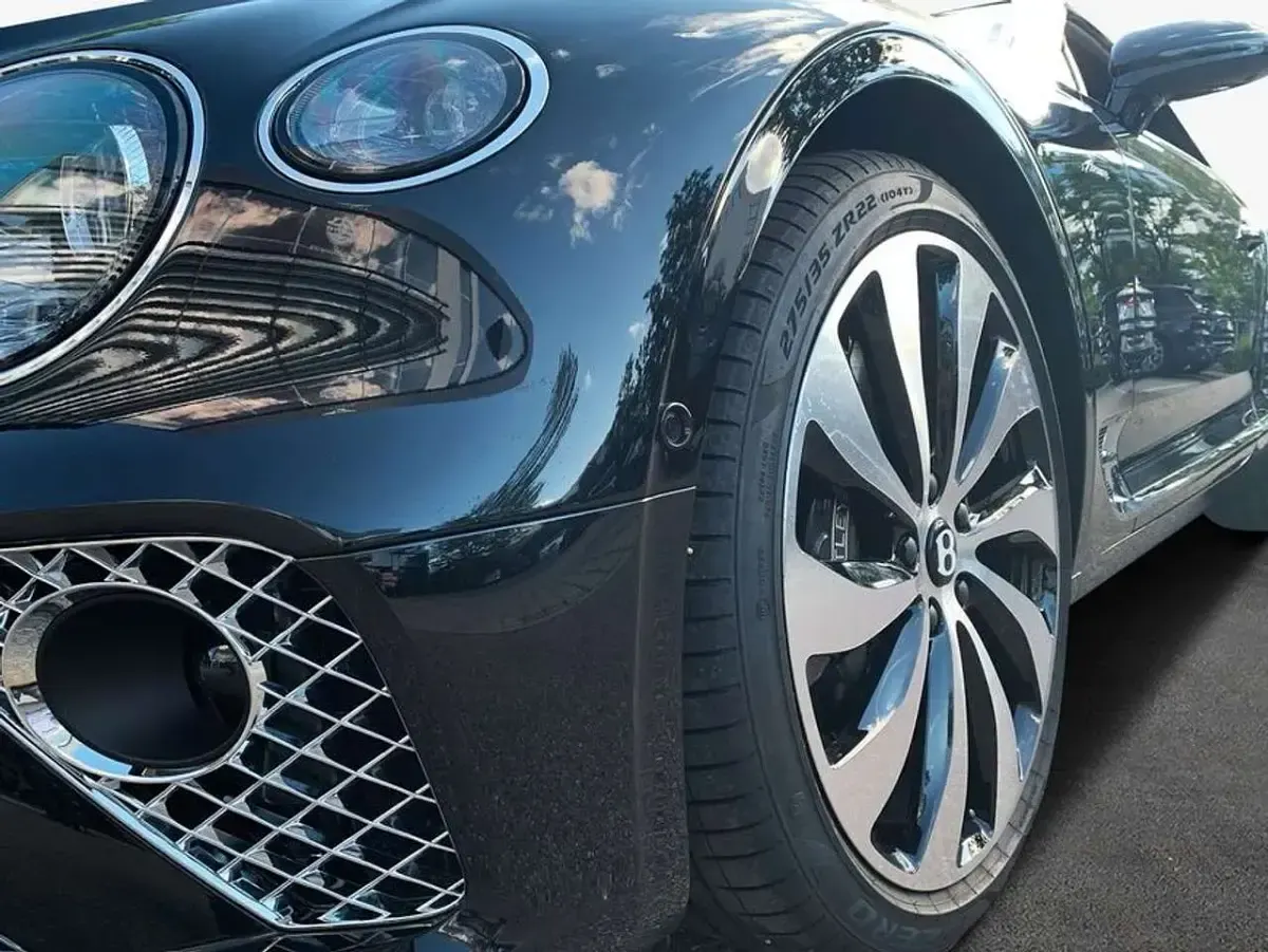 Gebraucht Bentley Continental GT Convertible 549 PS (403 kW) 2024 Onyx Cabrio