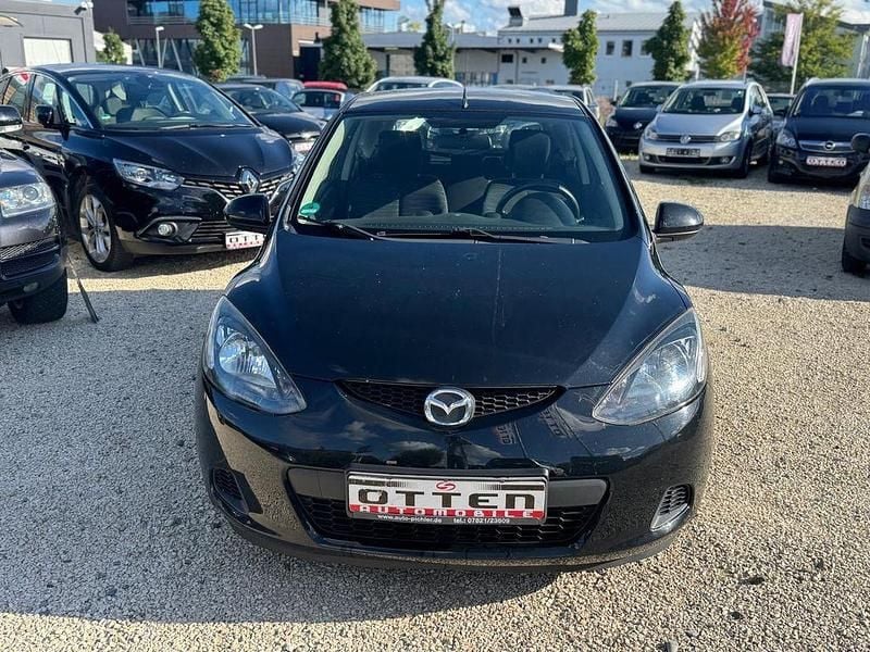 Gebraucht Mazda 2 Inclusive 75 PS (55 kW) 2009 Schwarz Kleinwagen