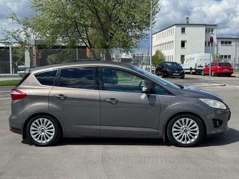Gebraucht Ford C-MAX Titanium 150 PS (110 kW) 2012 Braun Van / Kleinbus