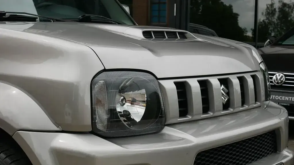 Gebraucht Suzuki Jimny 84 PS (61 kW) 2017 Silber SUV