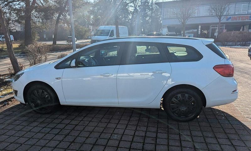 Gebraucht Opel Astra 136 PS (100 kW) 2016 Weiß Kombi