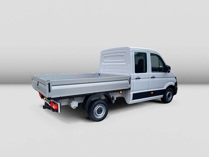 Gebraucht VW Crafter 140 PS (102 kW) 2024 Weiß Van