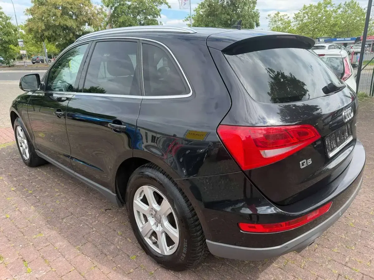 Gebraucht Audi Q5 143 PS (105 kW) 2013 Phantomschwarz perleffekt SUV