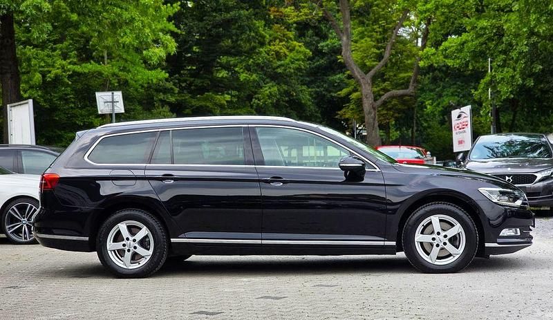 Gebraucht VW Passat Highline 150 PS (110 kW) 2017 Schwarz Kombi