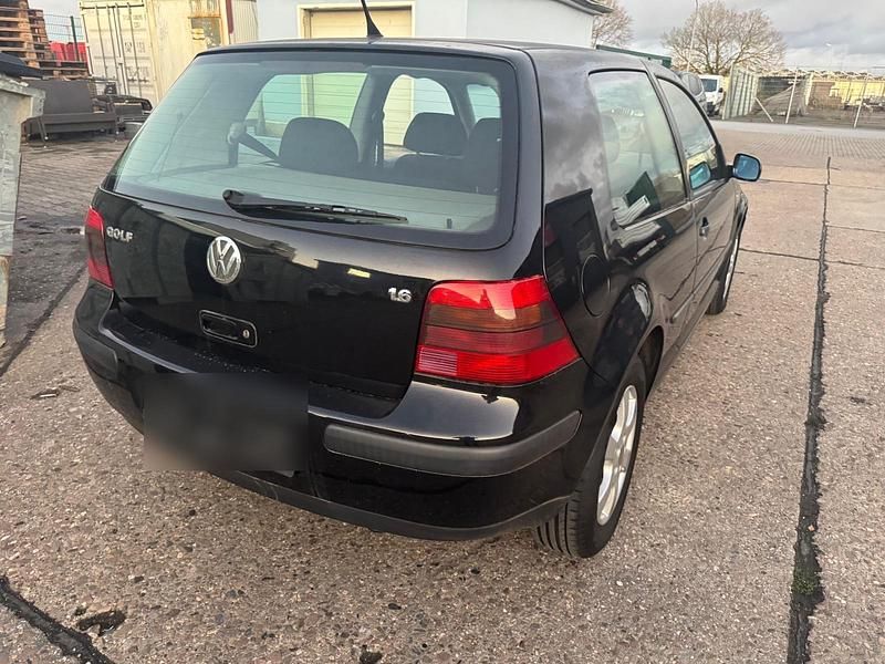 Gebraucht VW Golf IV 104 PS (76 kW) 2001 Schwarz