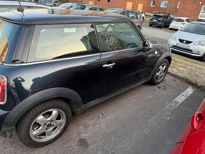 Gebraucht Mini ONE 90 PS (66 kW) 2008 Schwarz Kleinwagen