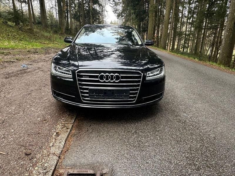 Gebraucht Audi A8 Comfort 258 PS (189 kW) 2014 Schwarz Limousine
