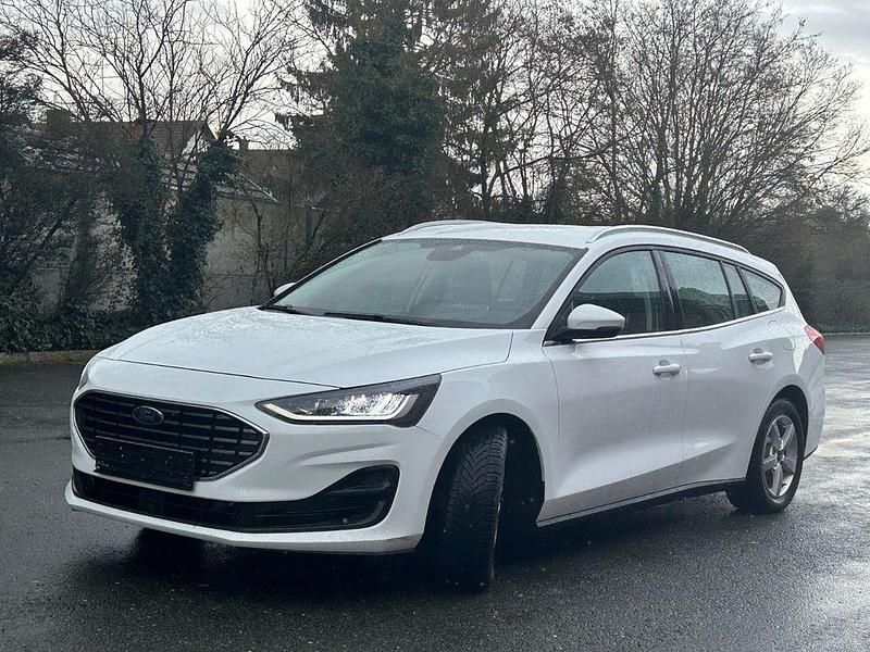 Gebraucht Ford Focus 116 PS (85 kW) 2023 Weiß Limousine