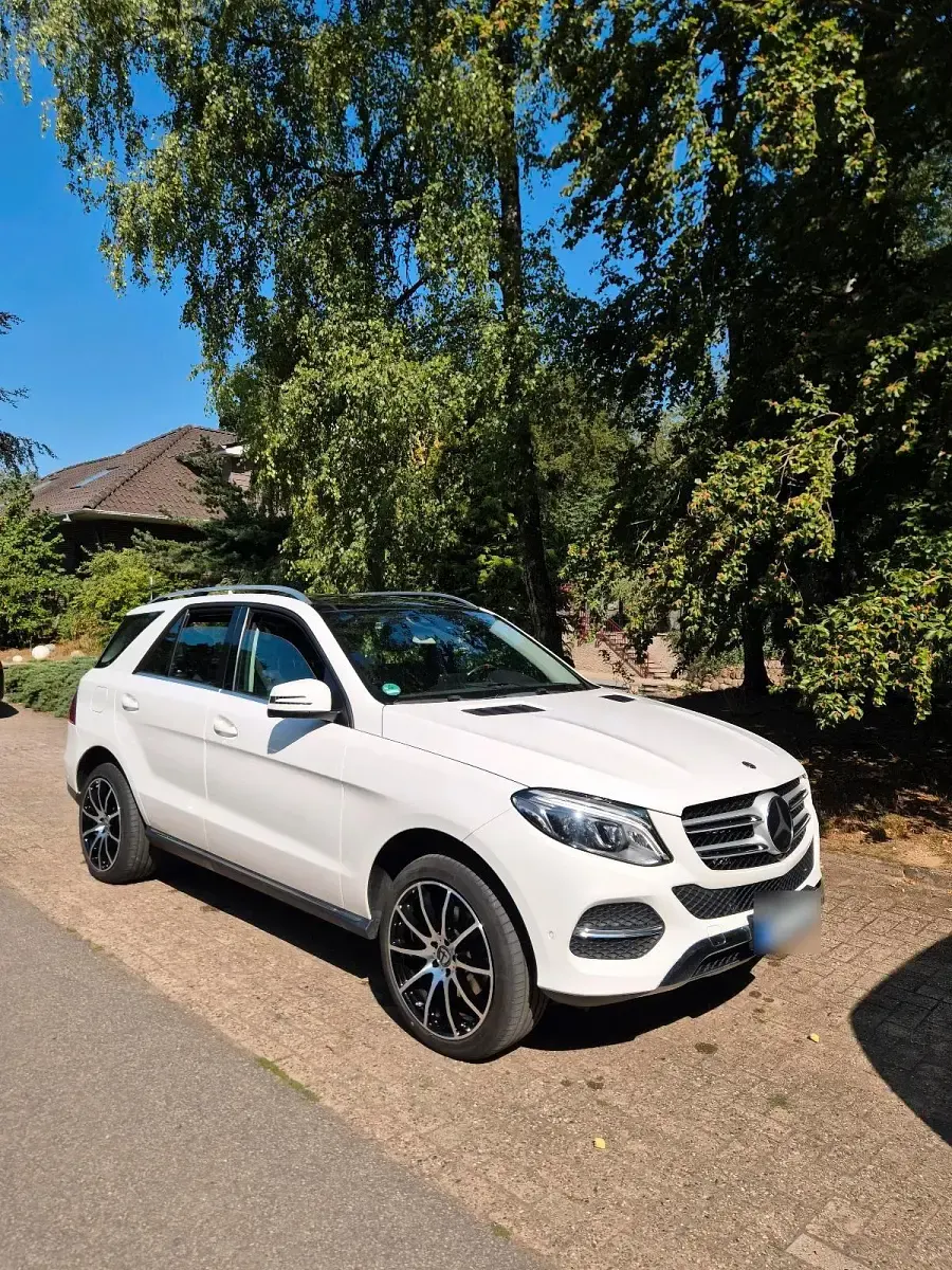 Gebraucht Mercedes GLE350 AMG 258 PS (189 kW) 2018 Weiß SUV