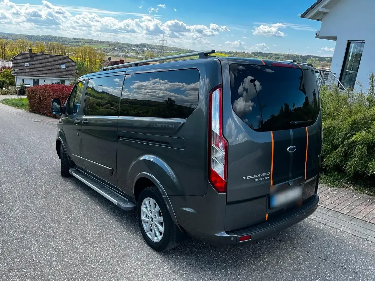 Gebraucht Ford Transit Custom 2018 Braun Van