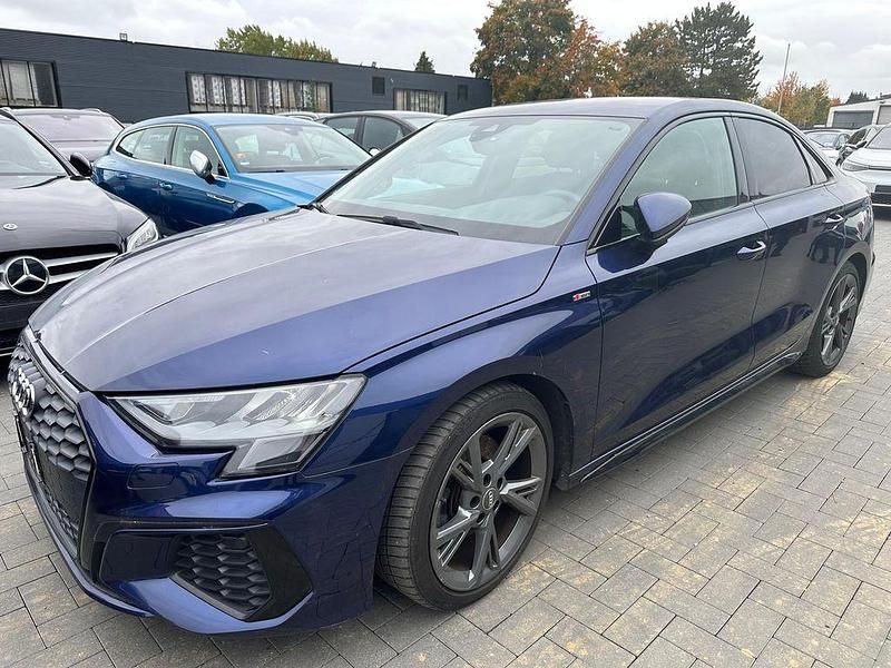 Blau Gebraucht 2020 Audi A3 S-Line Limousine | 15.990 € (Fairer Preis) - Bild 1/4