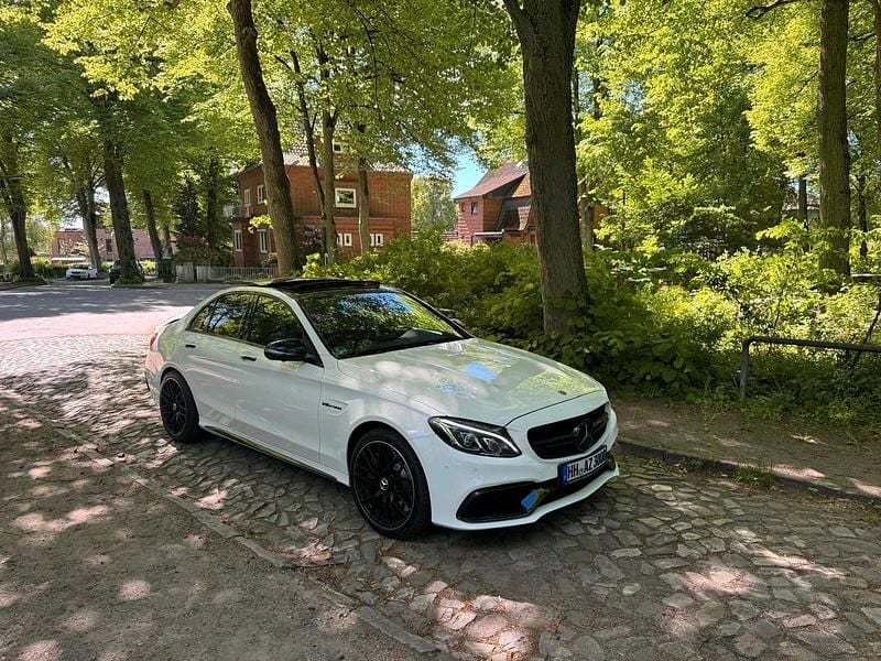 Weiß Gebraucht 2018 Mercedes C63S AMG AMG Limousine | 42.000 € (Superpreis) - Bild 1/4