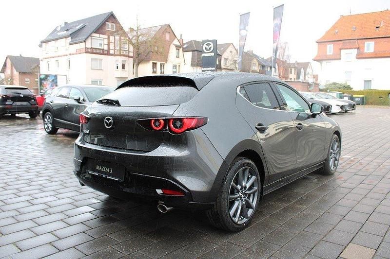 Neu Mazda 3 Exclusive-Line 140 PS (102 kW) 2026 Grau Limousine