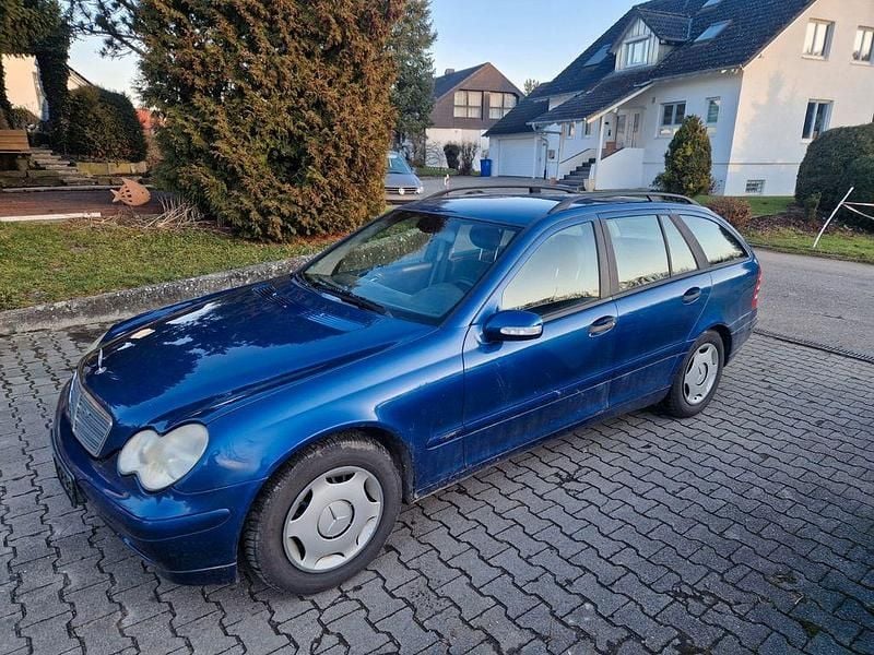 Blau Gebraucht 2002 Mercedes C200 Kombi | 1.200 € (Guter Preis) - Bild 1/4