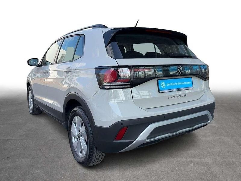 Gebraucht VW T-Cross Life 116 PS (85 kW) 2024 Ascotgrau SUV