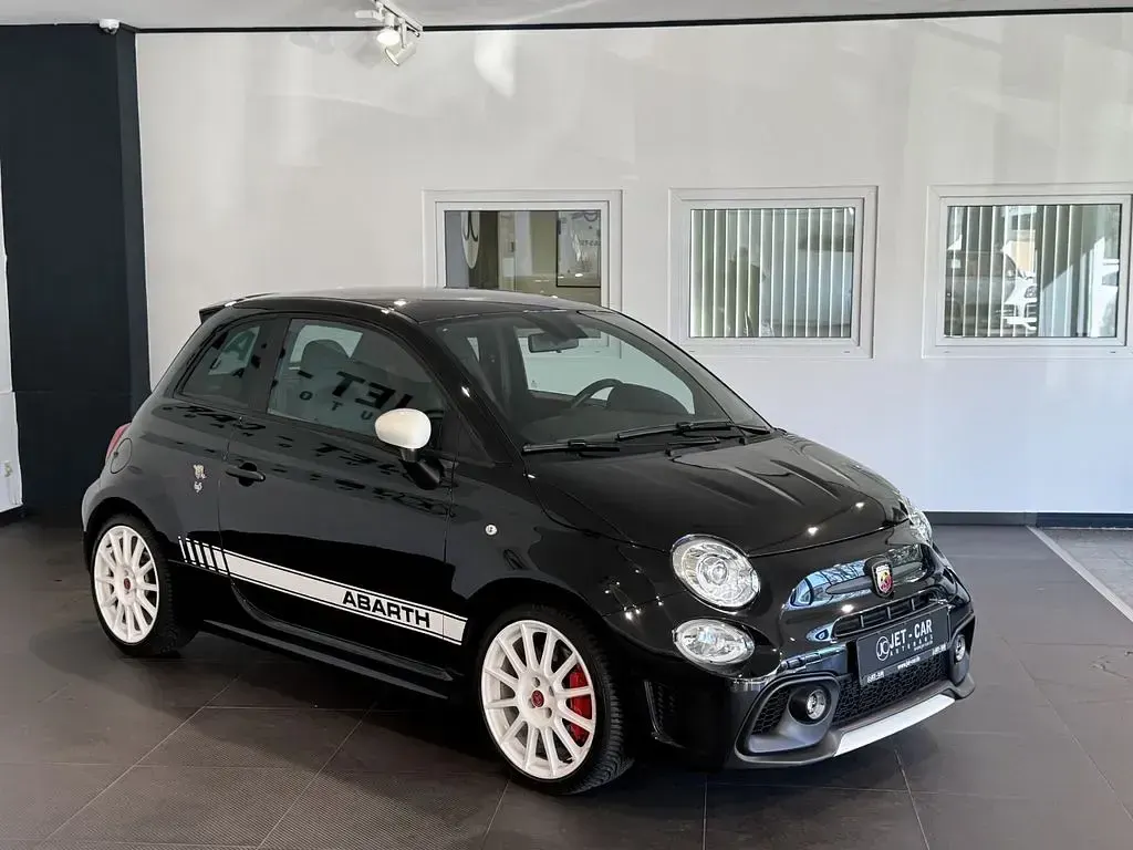 Gebraucht Abarth 695 Competizione 179 PS (131 kW) 2022 Schwarz Kleinwagen