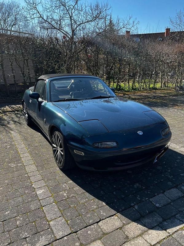 Gebraucht Mazda MX5 90 PS (66 kW) 1998 Blau Cabrio