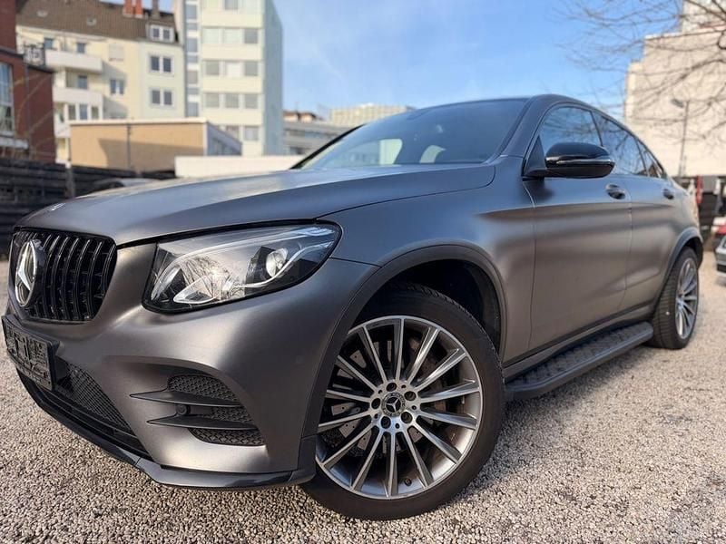 Gebraucht Mercedes GLC250 204 PS (150 kW) 2017 Schwarz Coupé