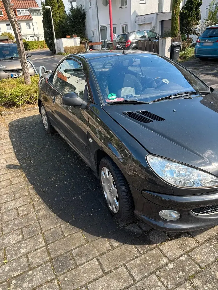 Gebraucht Peugeot 206 CC 2005 Schwarz Cabrio