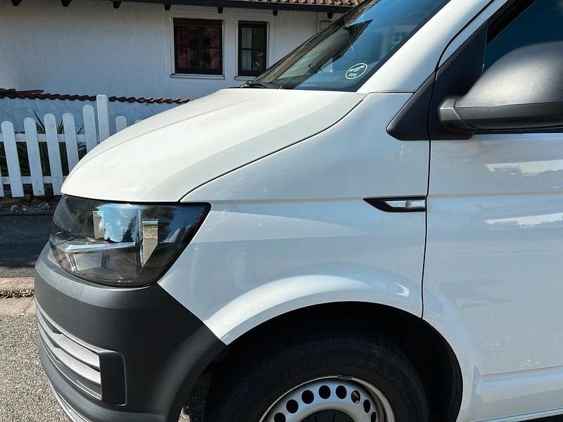 Weiß Gebraucht 2019 VW T6.1 Van | 14.880 € - Bild 1/4
