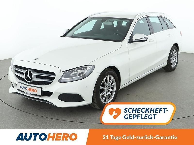 Weiß Gebraucht 2018 Mercedes C180 Kombi | 18.740 € (Guter Preis) - Bild 1/3