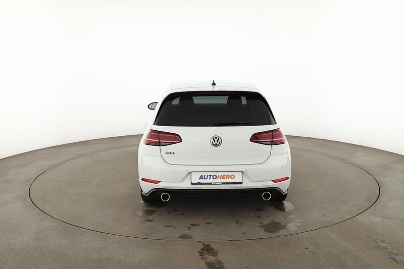 Gebraucht VW Golf VII GTI 2020 Weiß Limousine