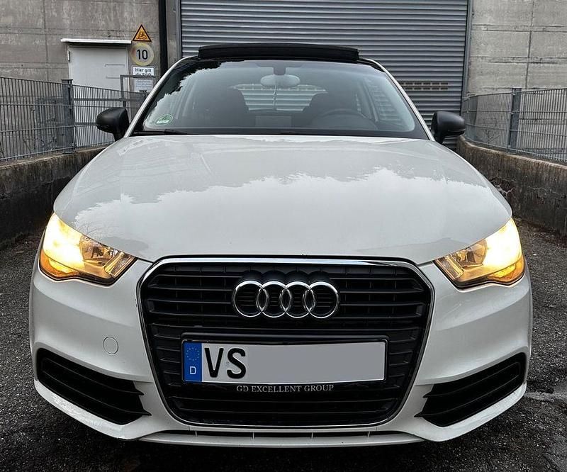Gebraucht Audi A1 Ambiente 90 PS (66 kW) 2011 Weiß Kleinwagen
