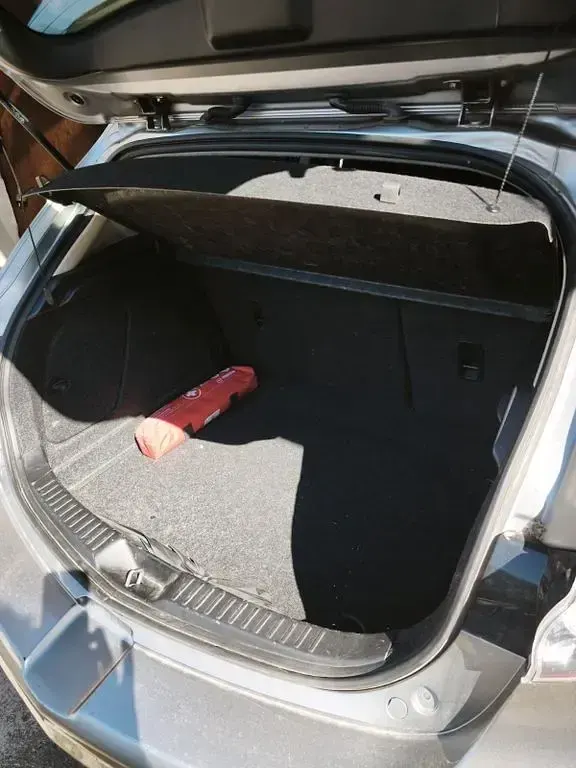 Käytetty Mazda 3 Active 105 HP (77 kW) 2011 Hopea Sedan