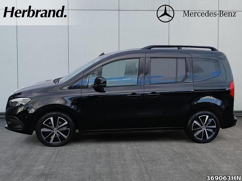 Gebraucht Mercedes T180 Edition 116 PS (85 kW) 2023 Schwarz Van / Kleinbus