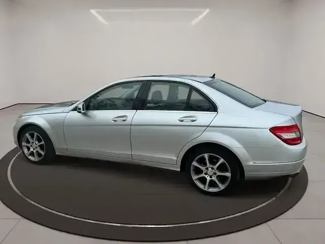 Gebraucht Mercedes C180 156 PS (114 kW) 2008 Silber Limousine