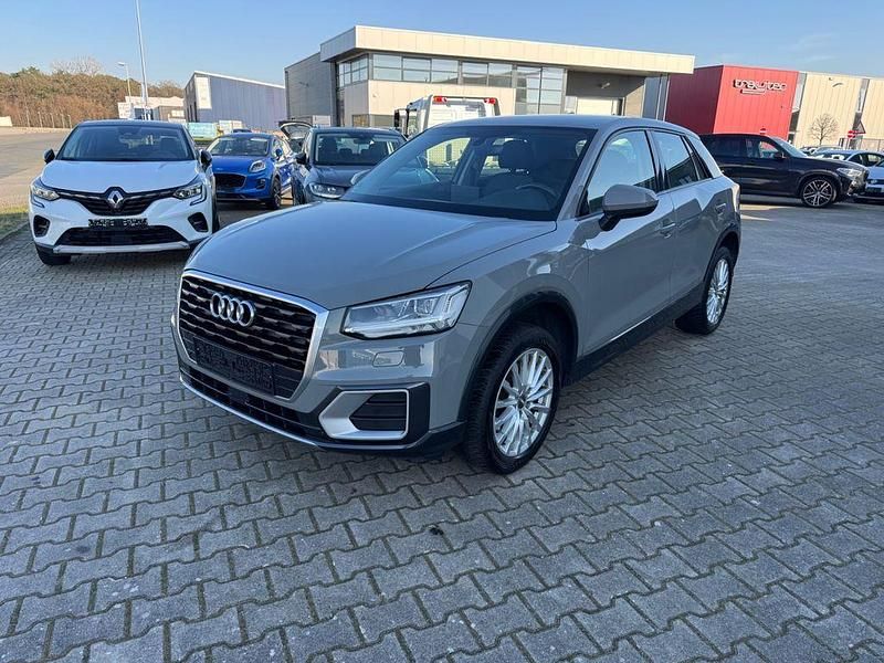 Gebraucht Audi Q2 Comfort 116 PS (85 kW) 2018 Grau SUV