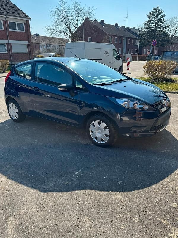 Gebraucht Ford Fiesta 60 PS (44 kW) 2009 Blau Kleinwagen