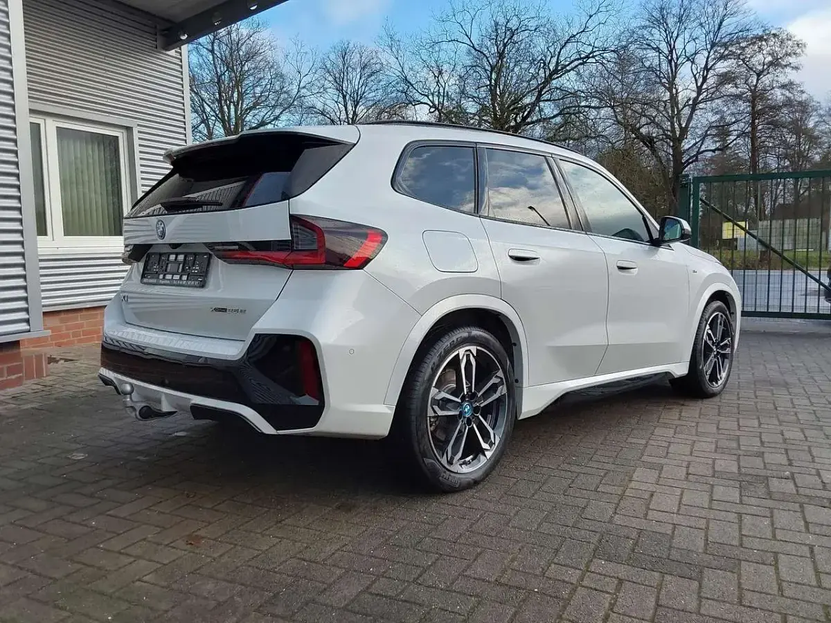 Gebraucht BMW X1 M Sport 245 PS (180 kW) 2025 Mineralweiß SUV