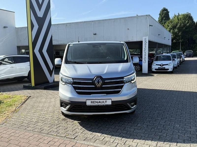 Ny Renault Trafic Evolution 150 HK (110 kW) 2025 Grå MPV