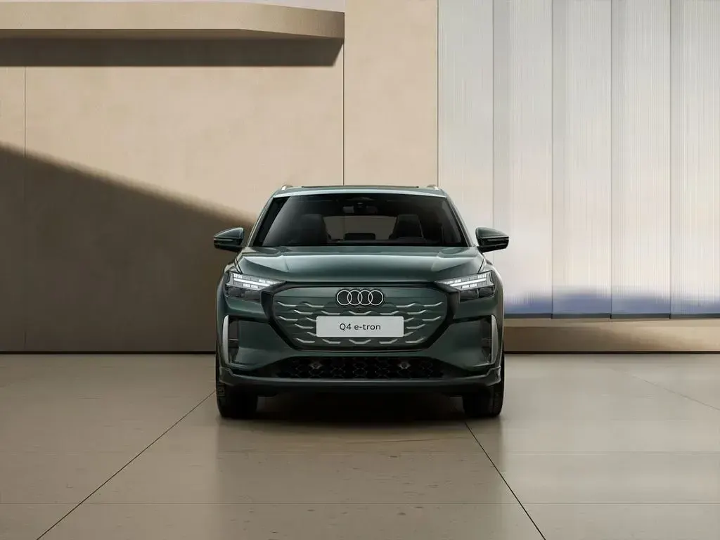 Nowe Audi Q4 e-tron Performance 250 kW (340 KM) 2026 Zielony SUV