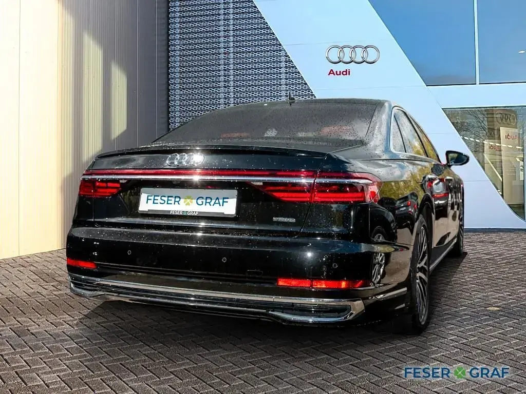 Gebraucht Audi A8 Ambiente 286 PS (210 kW) 2024 Mythosschwarz metallic Limousine