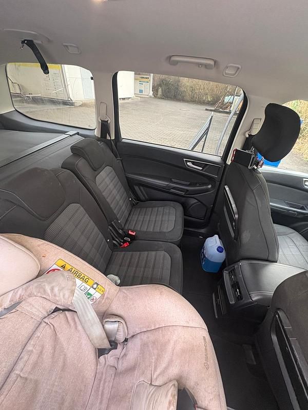 Gebraucht Ford Galaxy Titanium 150 PS (110 kW) 2016 Grau Van / Kleinbus