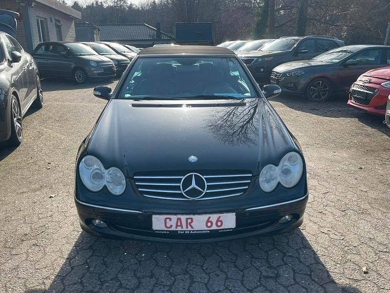 Gebraucht Mercedes CLK200 163 PS (119 kW) 2004 Schwarz Cabrio