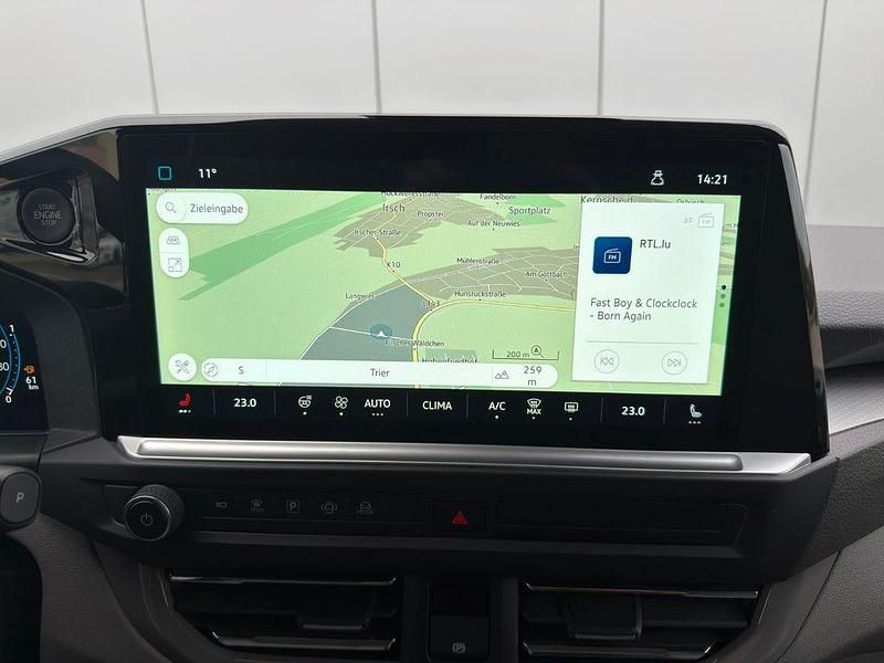 Neu VW Caravelle Style 170 PS (125 kW) 2026 Schwarz Van / Kleinbus