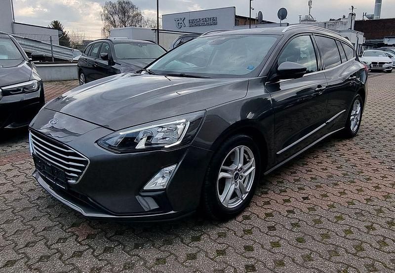 Gebraucht Ford Focus Cool & Connect 120 PS (88 kW) 2020 Grau Kombi