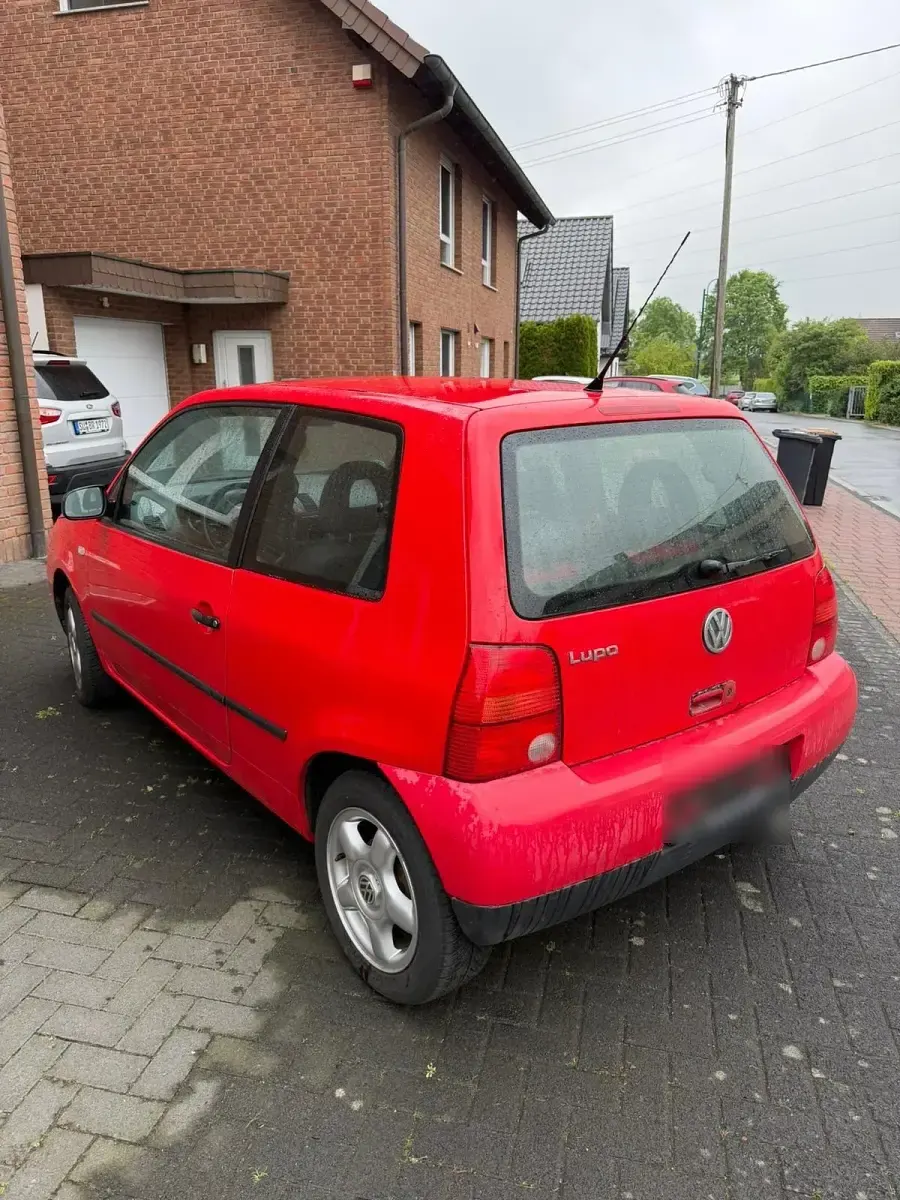 Gebraucht VW Lupo 60 PS (44 kW) 2002 Rot Kleinwagen