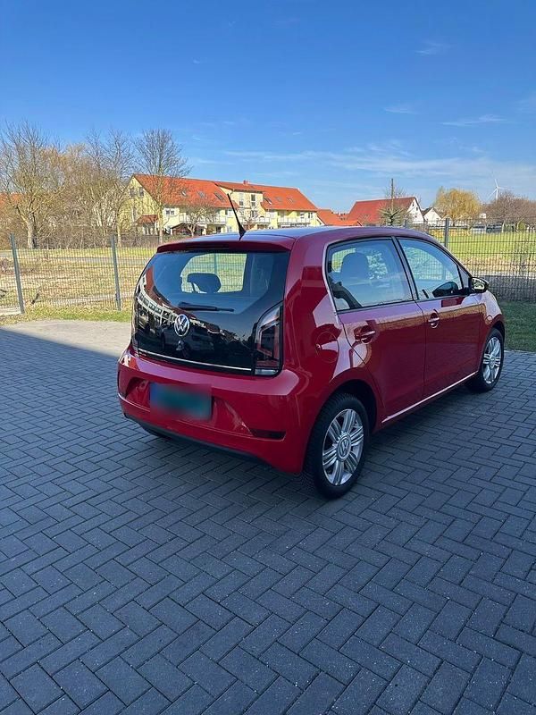 Gebraucht VW up! high up! 60 PS (44 kW) 2018 Rot Kleinwagen