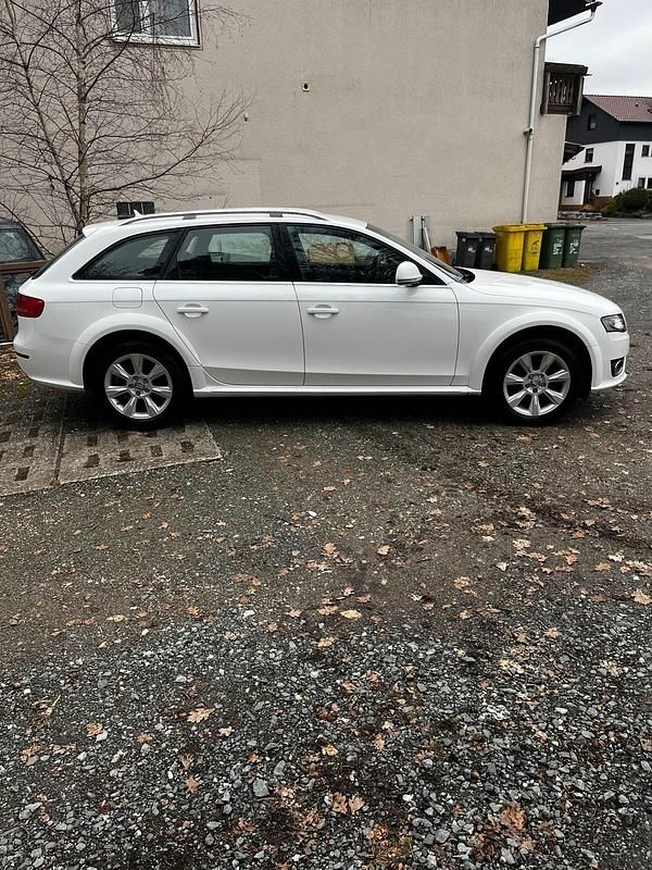 Gebraucht Audi A4 Allroad 170 PS (125 kW) 2011 Weiß Kombi