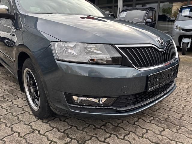 Gebraucht Skoda Rapid Ambition 95 PS (69 kW) 2018 Quarzgrau metallic Limousine