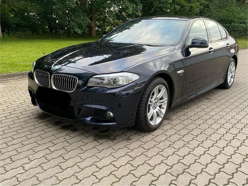 Schwarz Gebraucht 2013 BMW 528 Limousine | 11.000 € (Guter Preis) - Bild 1/4